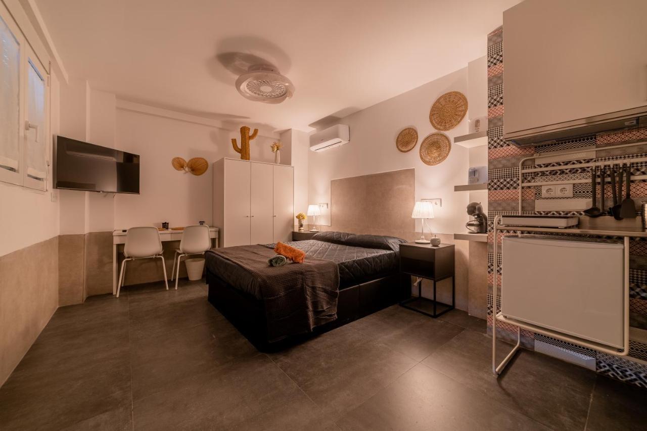 Aptuvalencia-F&B Sol Sl Dış mekan fotoğraf