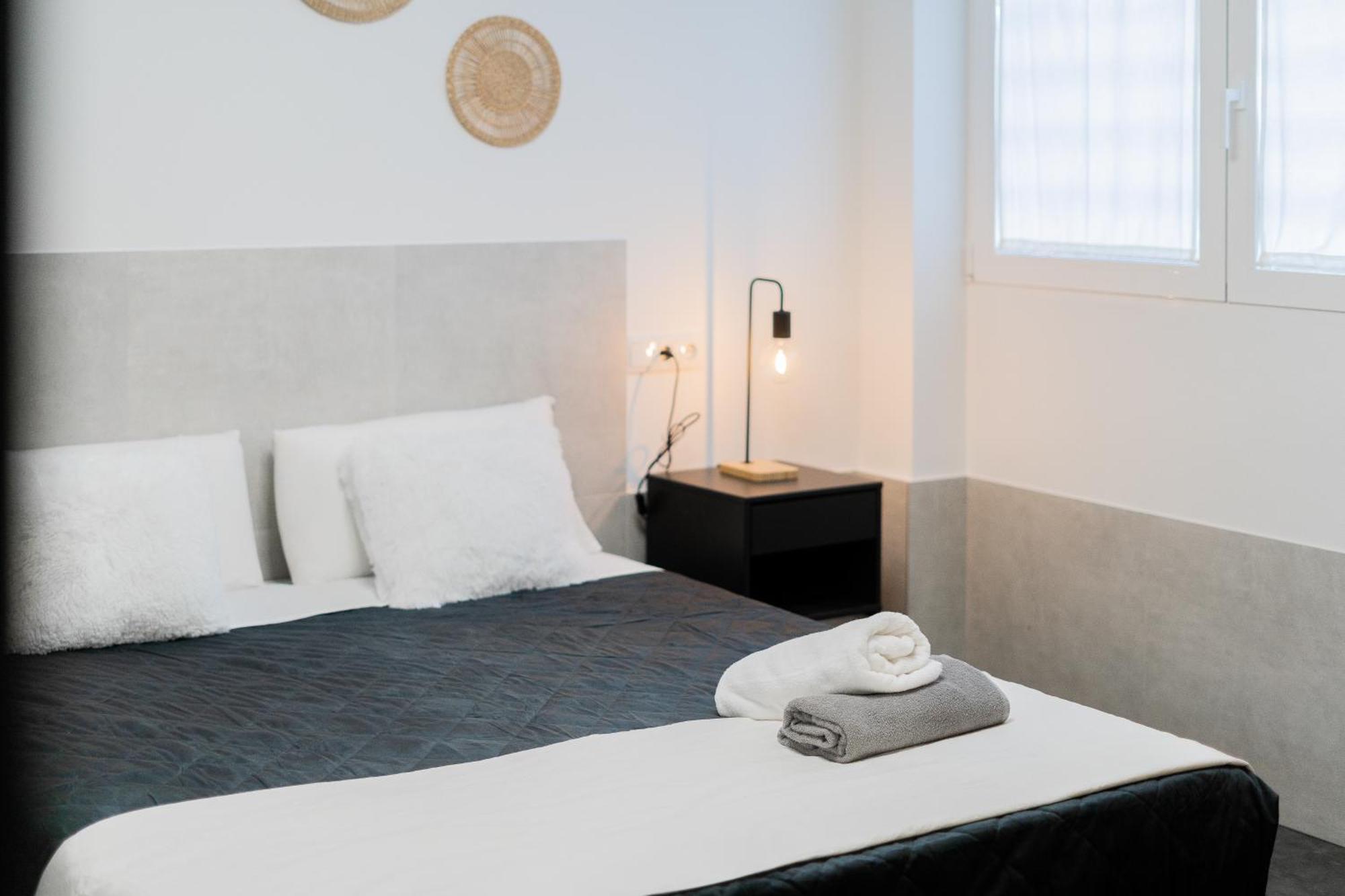 Aptuvalencia-F&B Sol Sl Dış mekan fotoğraf