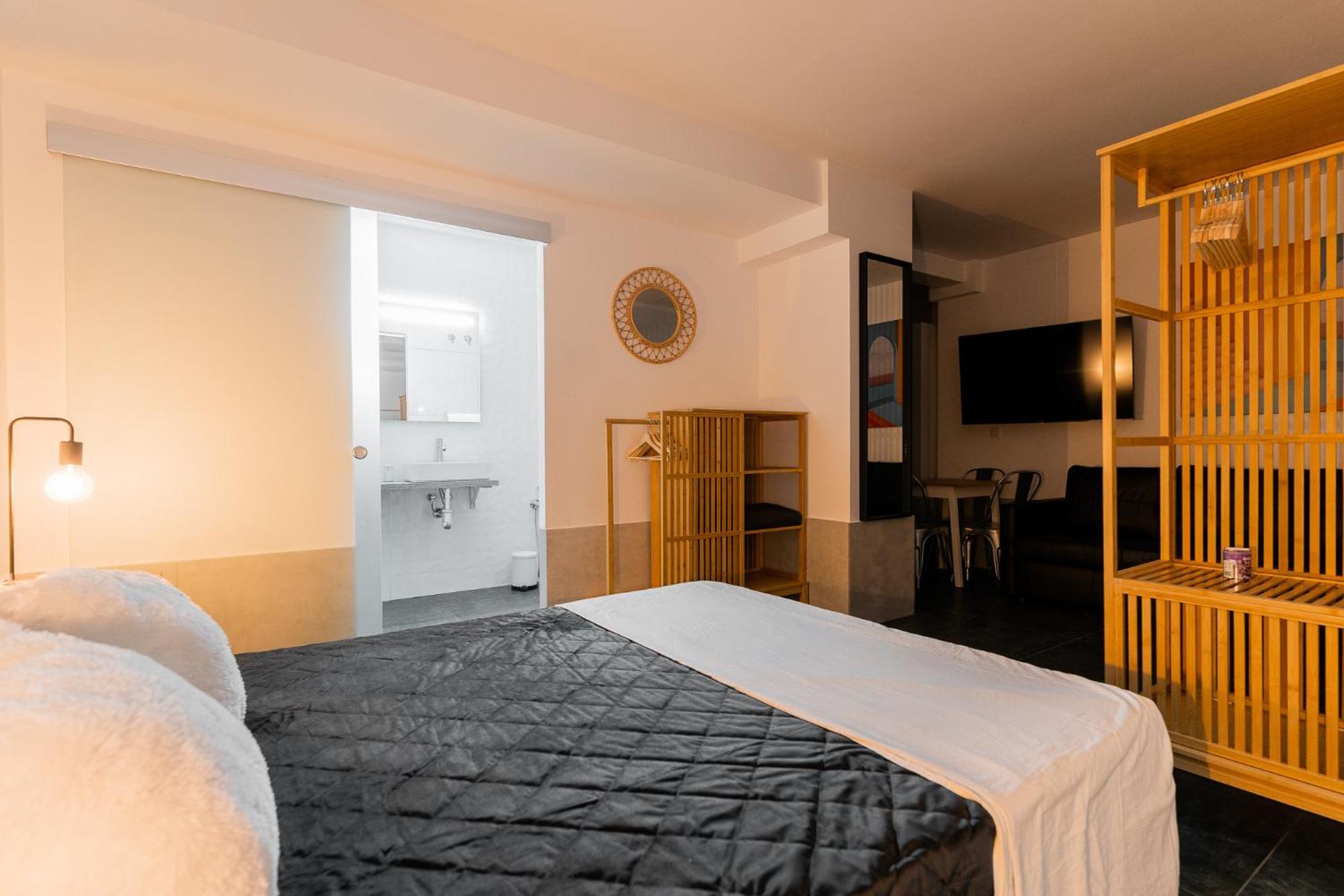 Aptuvalencia-F&B Sol Sl Dış mekan fotoğraf