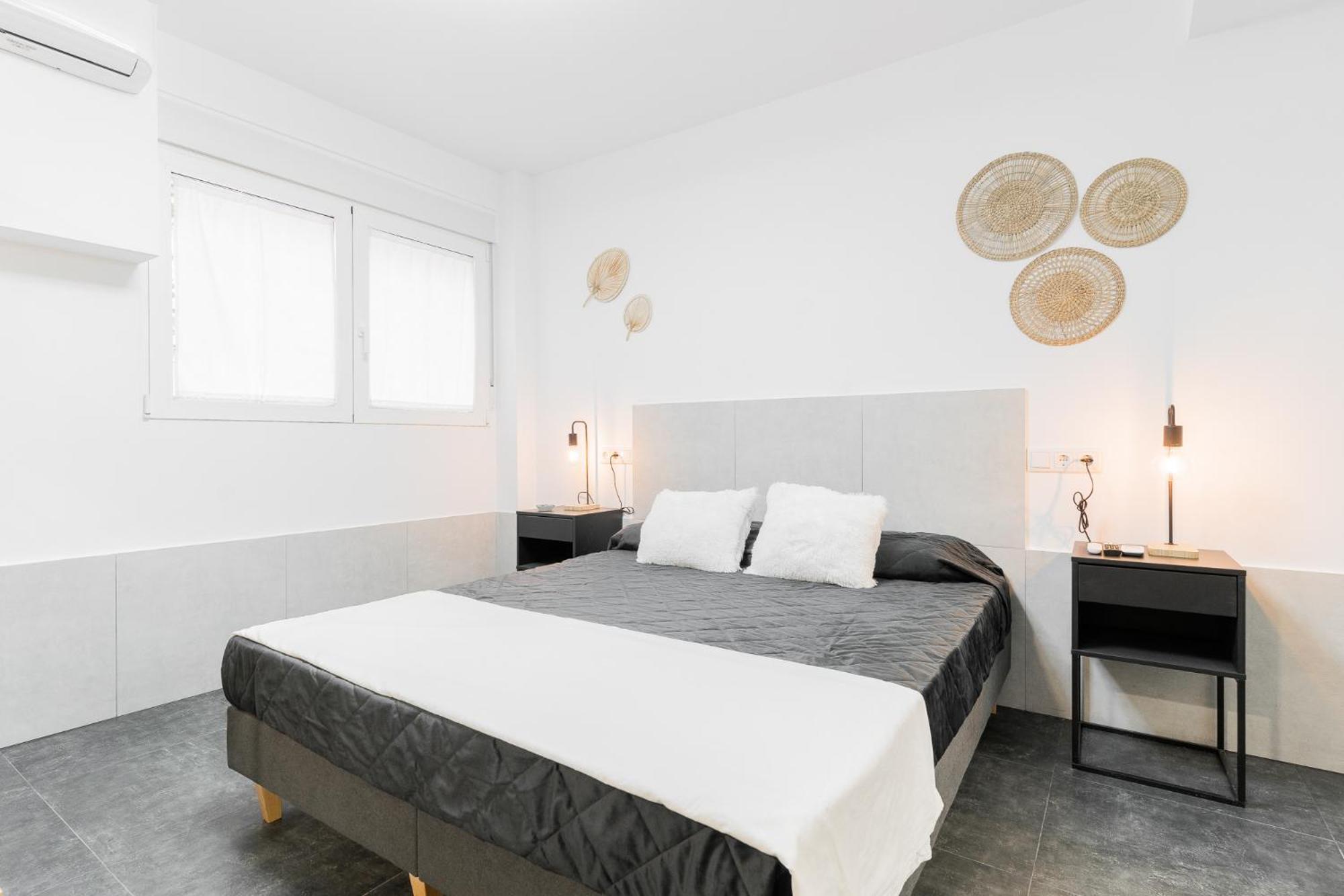 Aptuvalencia-F&B Sol Sl Dış mekan fotoğraf