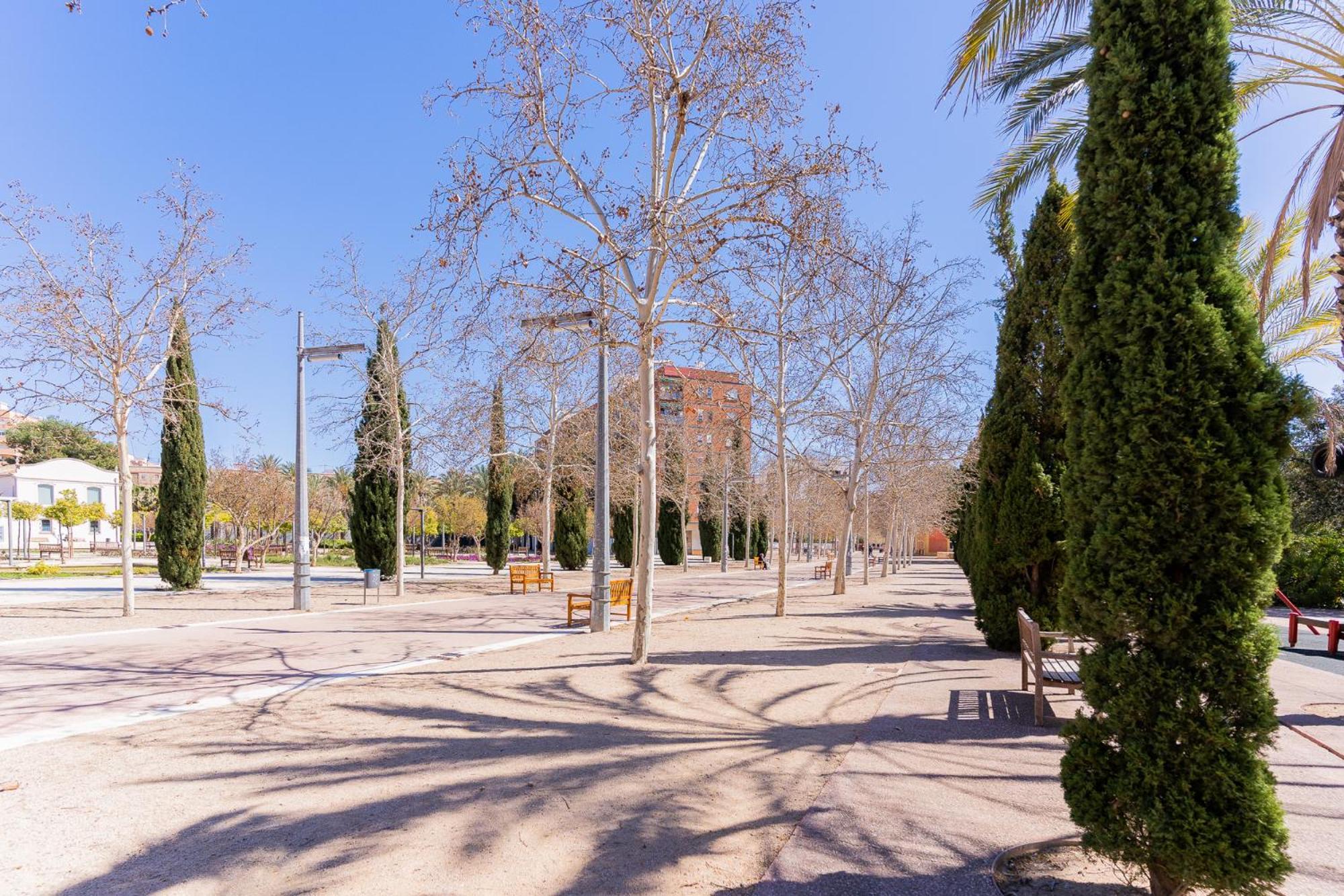Aptuvalencia-F&B Sol Sl Dış mekan fotoğraf